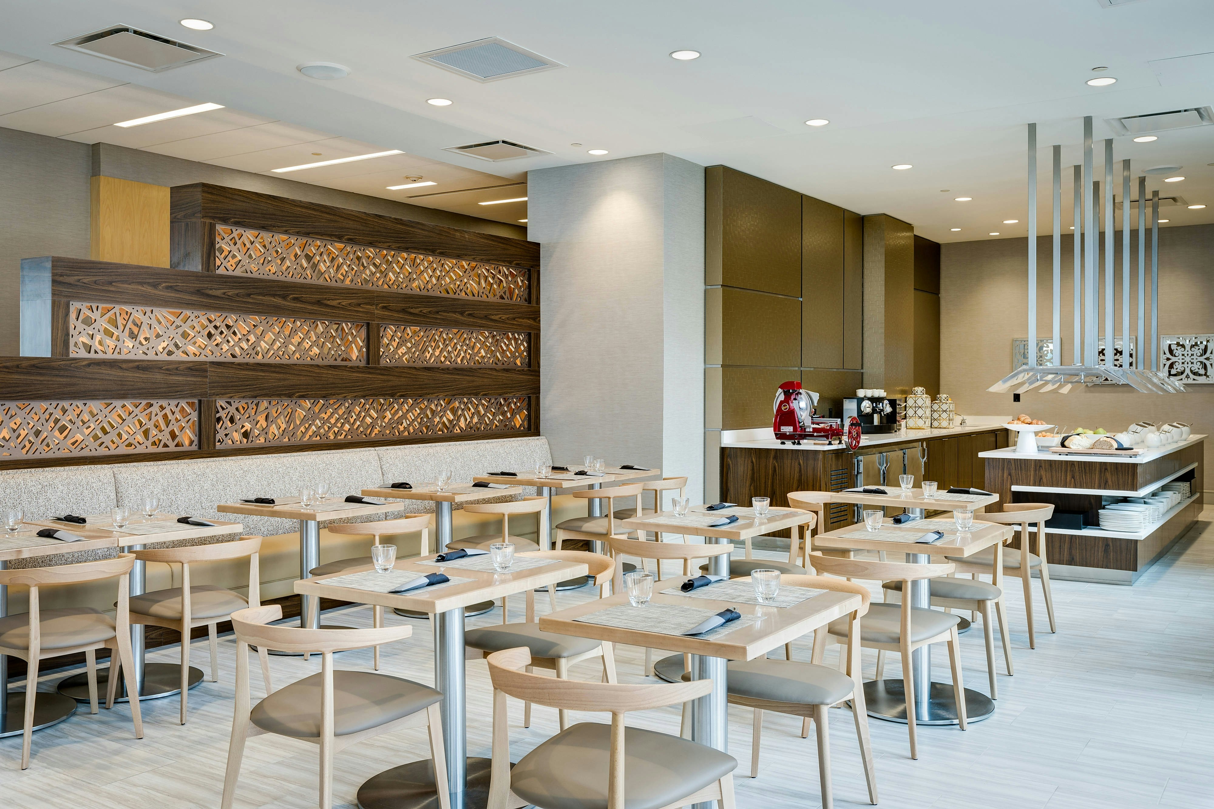 Ac Hotel By Marriott National Harbor Washington D C Area 22/36