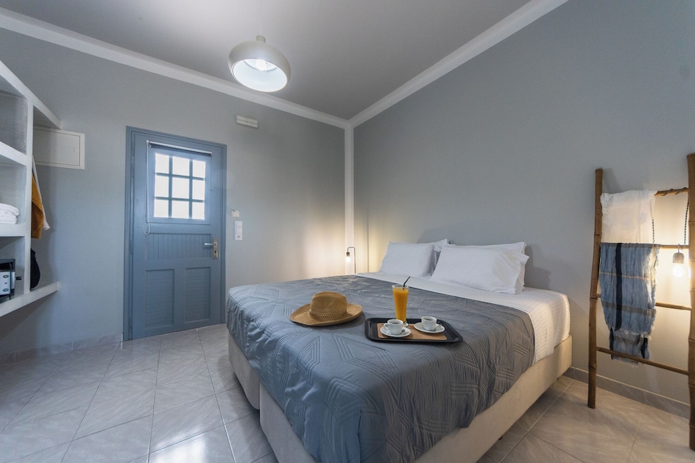 1 BEDROOM, DELUXE, DOUBLE BED