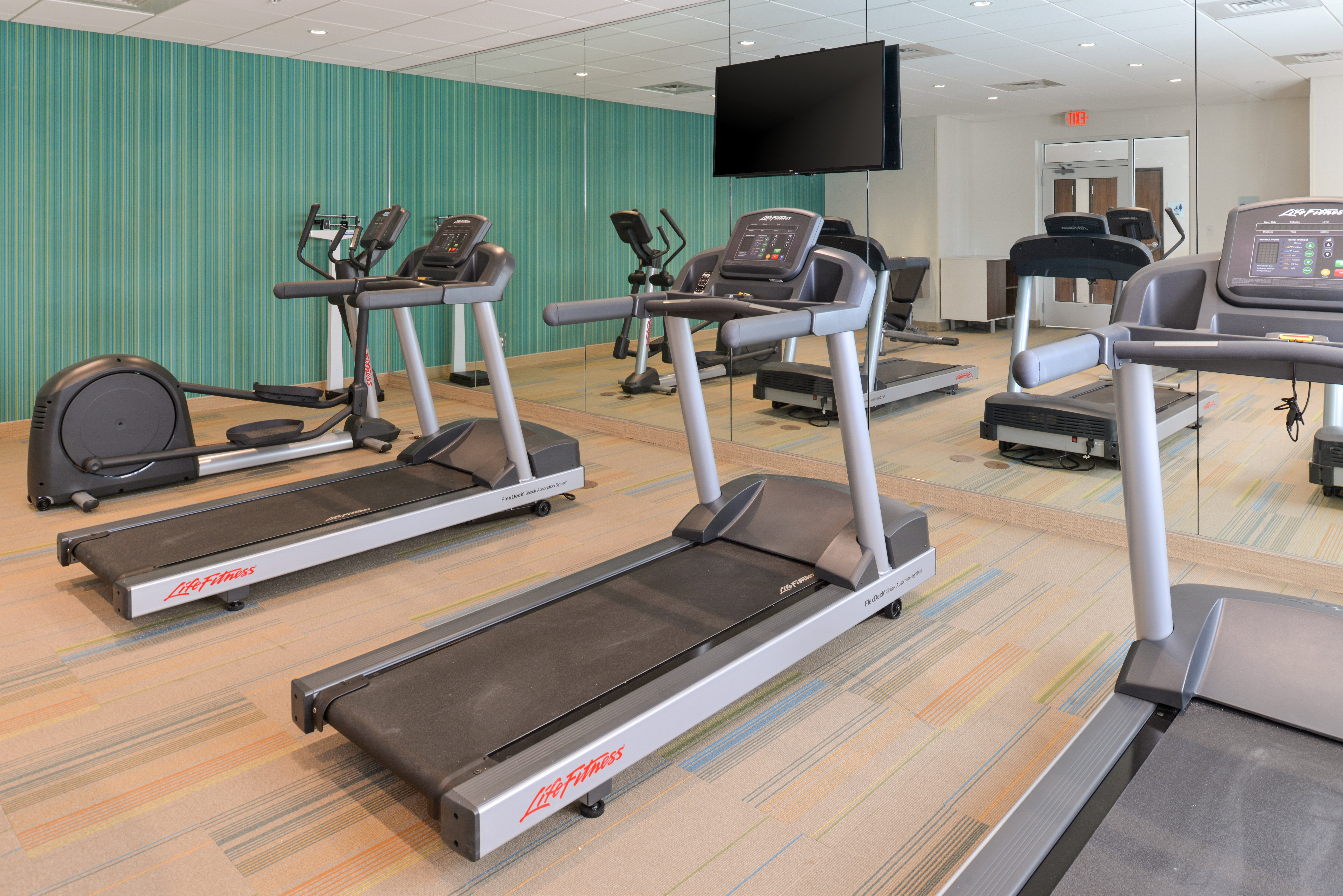 Holiday Inn Express & Suites Trinity 34/72