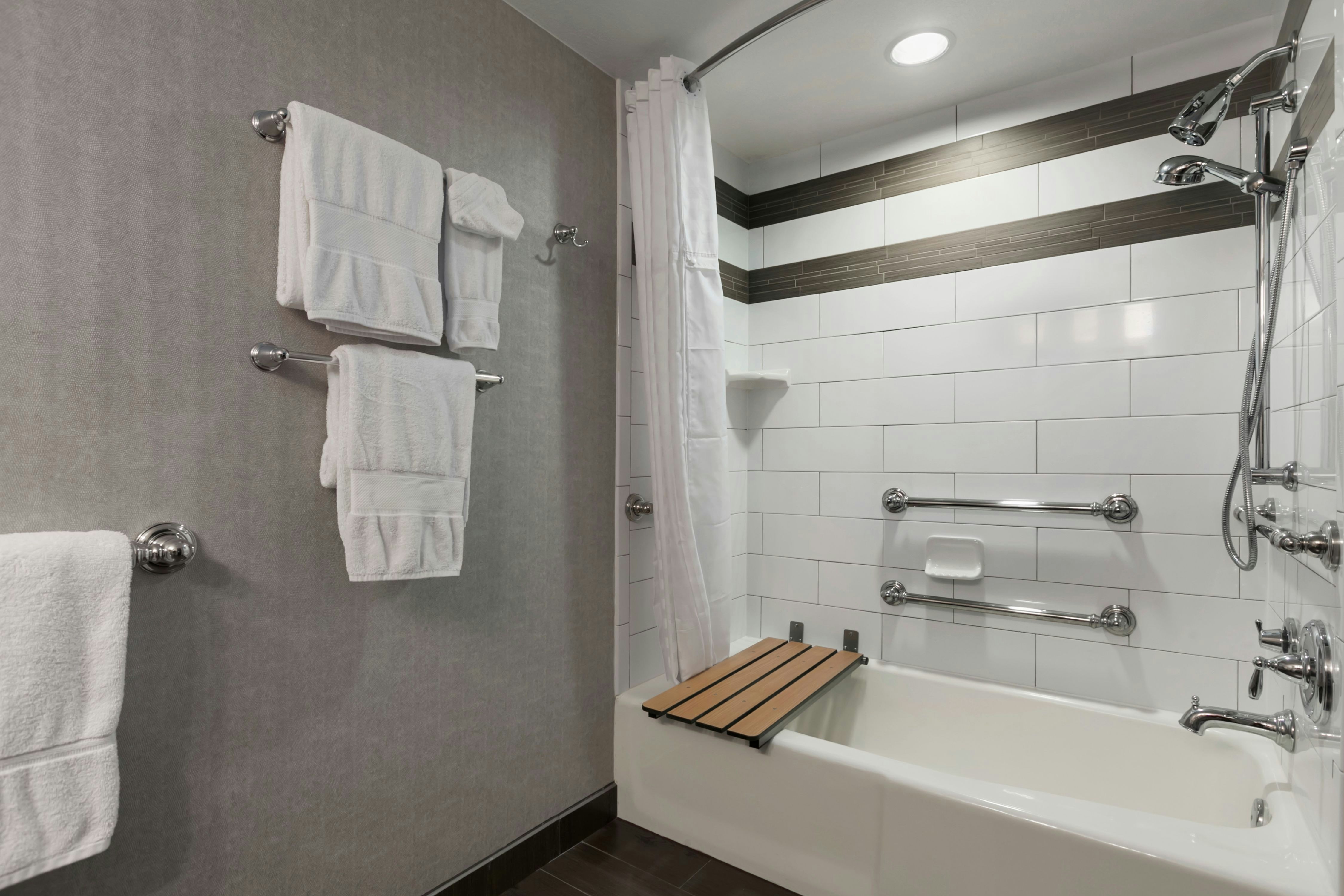 Casa Mani Resort Napa Valley, Curio Collection by Hilton 23/24