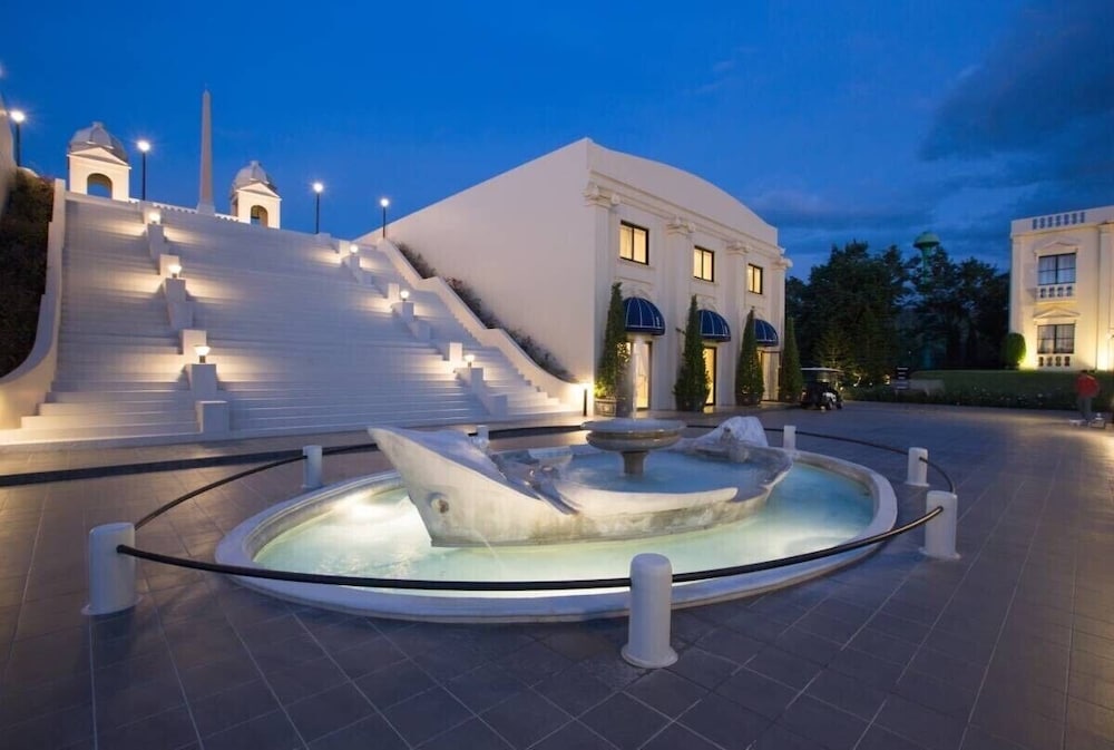 Jupiter Trevi Resort and Spa 23/24
