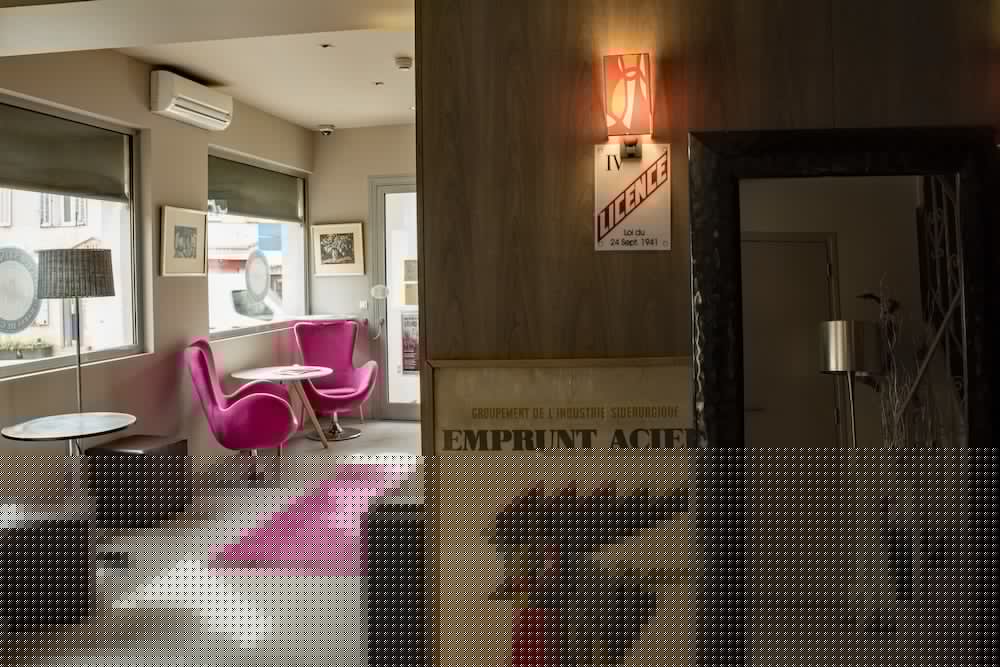Bliss Hotel 4/70