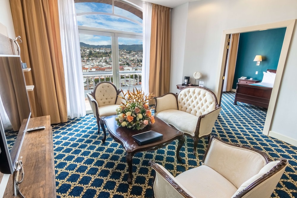 Sonesta Hotel Loja 51/70