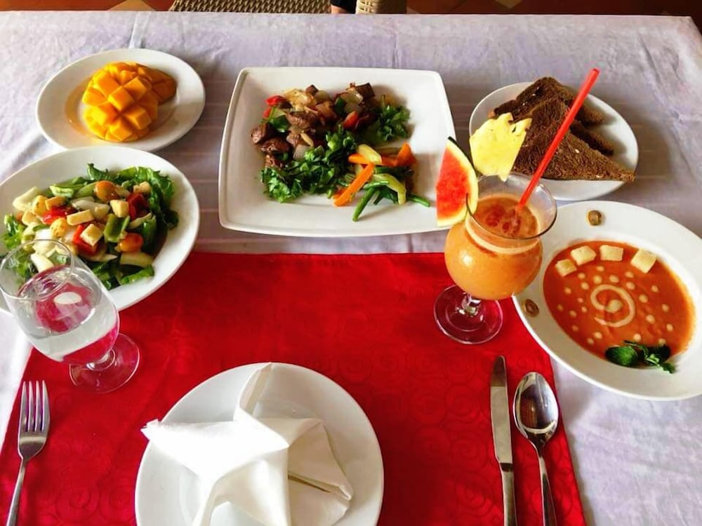 Thai Hoa Resort 55/75