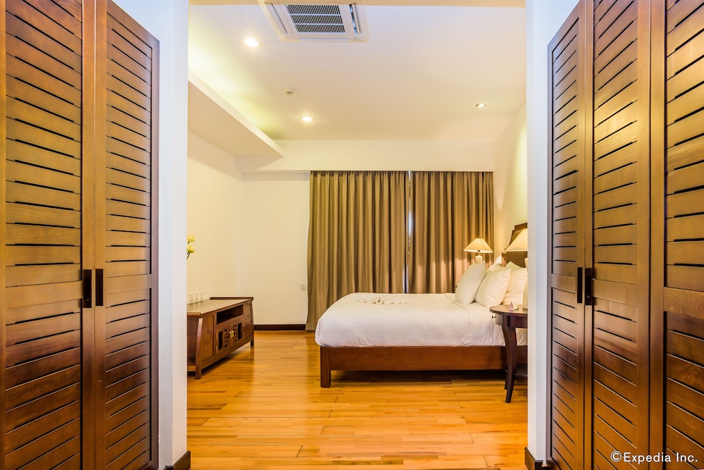 Elegant Suites Westlake 15/72