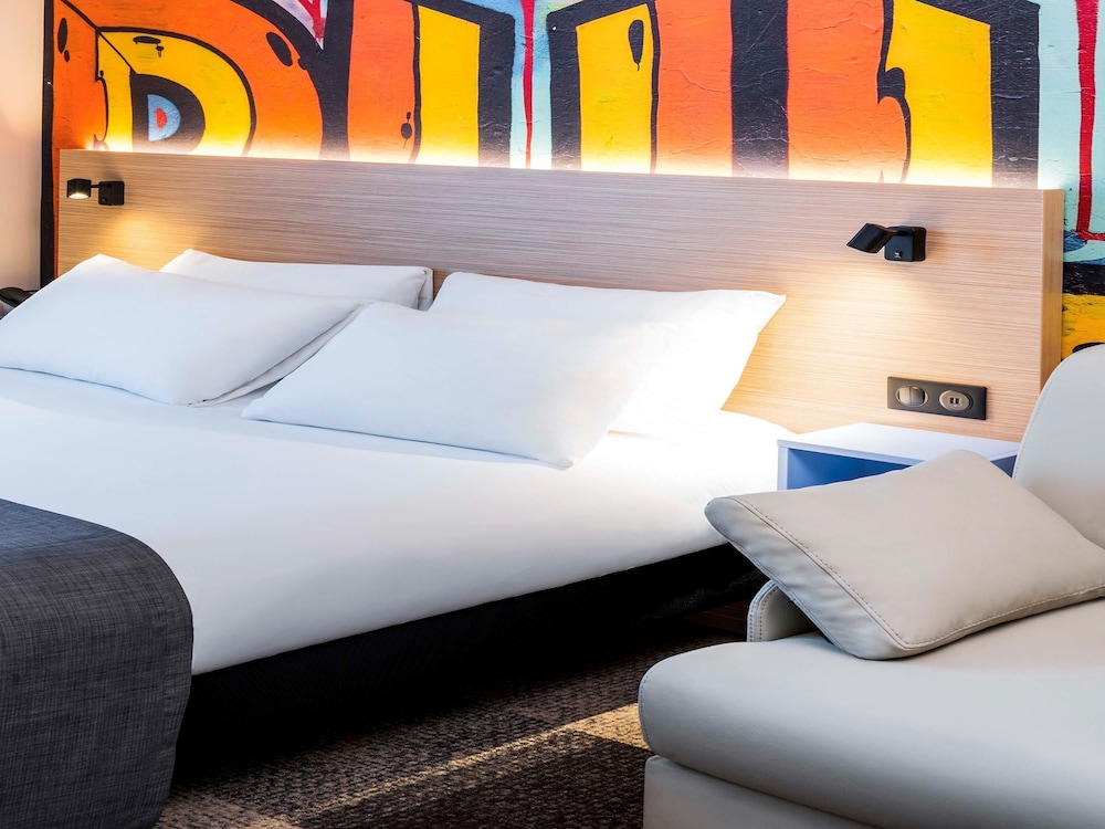 Ibis Styles Clamart Gare Grand Paris 19/65