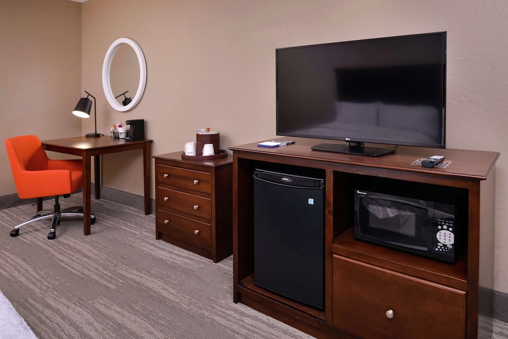 Hampton Inn Florence Midtown 40/45