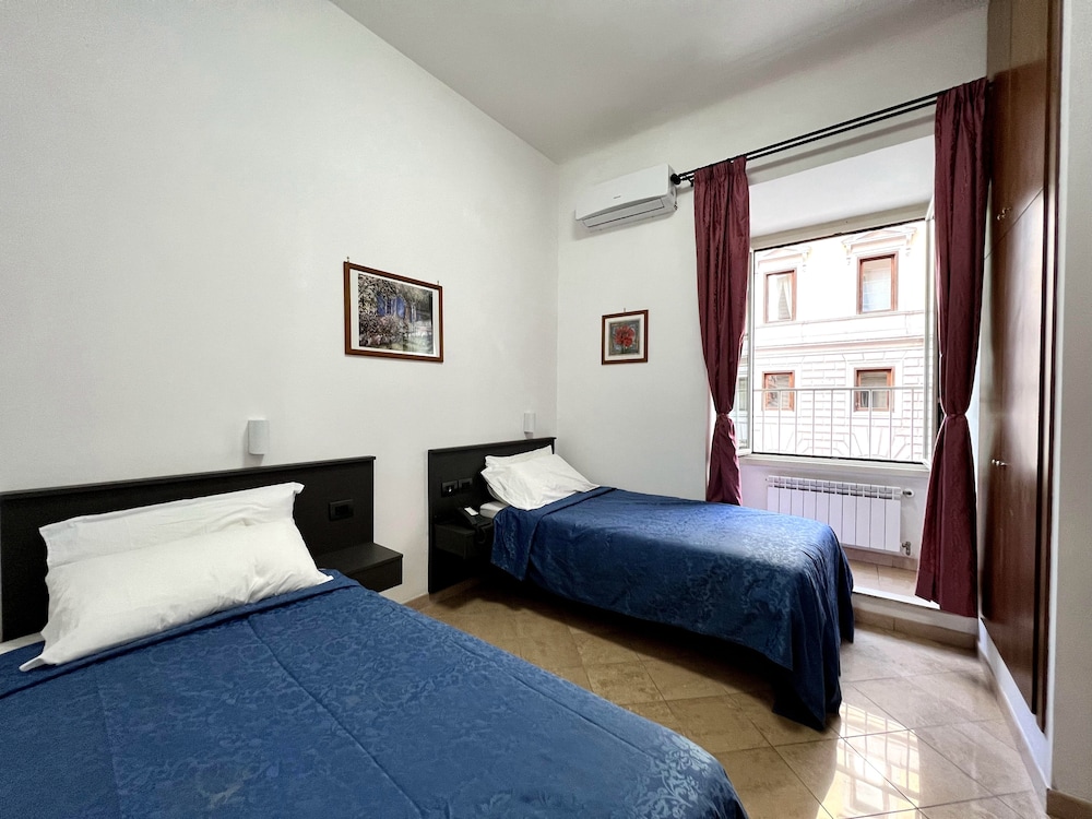 Hotel Termini 4/34