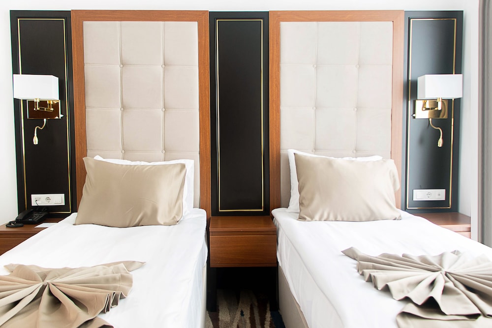 Shelter Inn Hotel & Spa 27/47