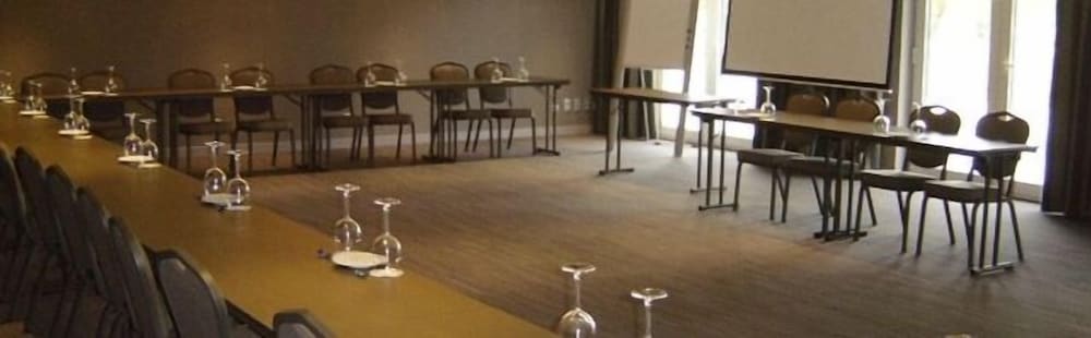 Biznis Hotel 14/19