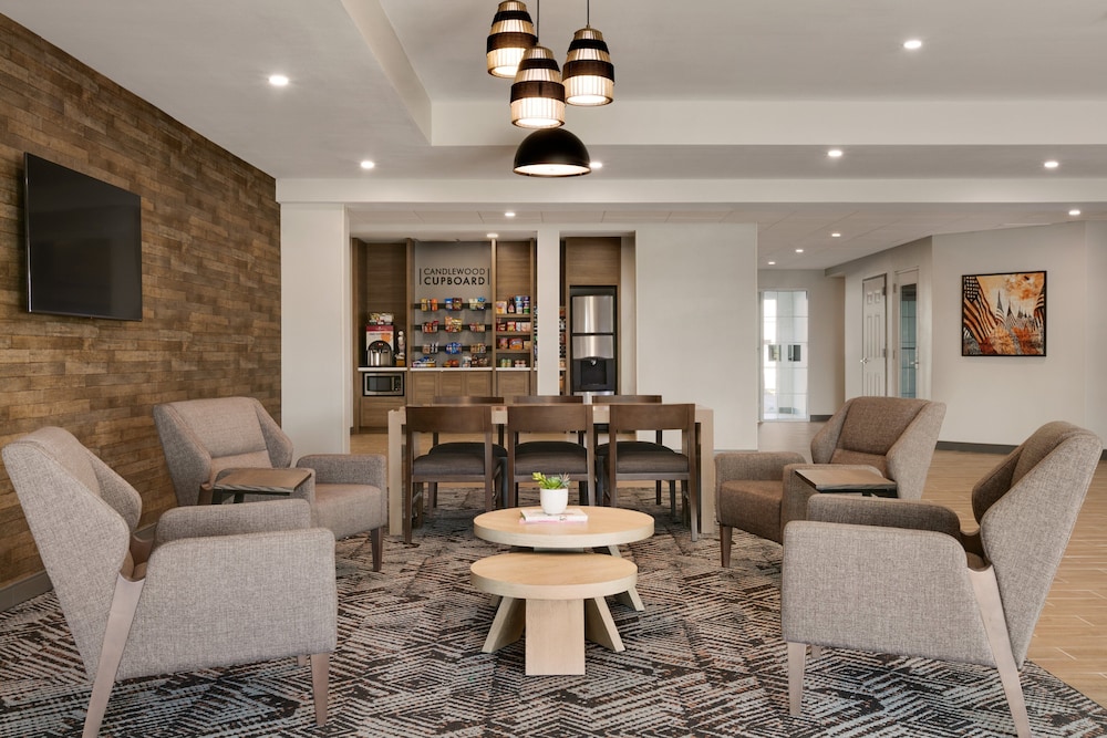 Candlewood Suites Fayetteville Fort Bragg 34/52