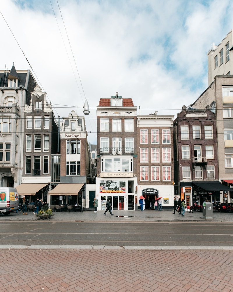 Hotel van Gelder 57/64
