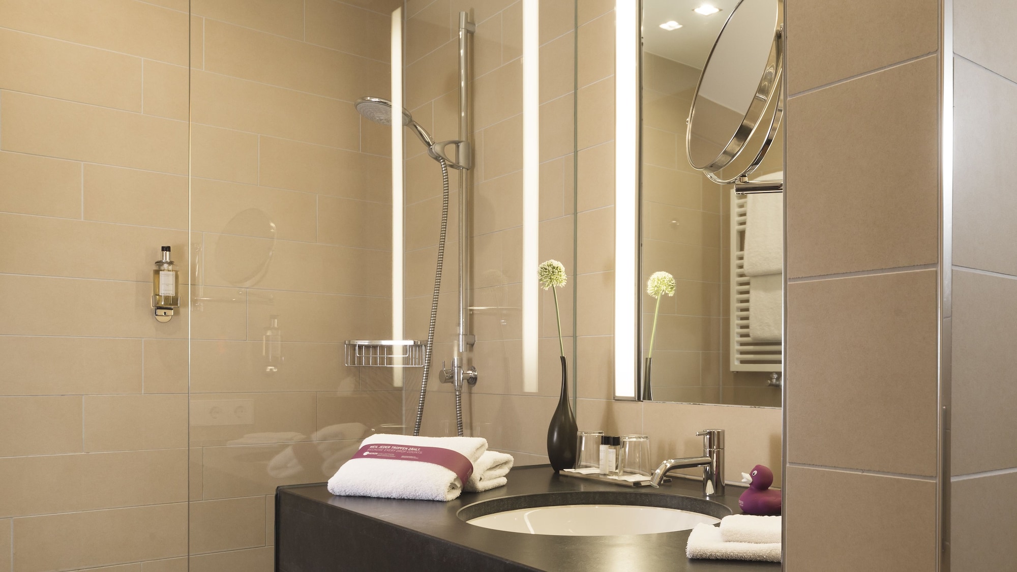 غرفة بريميوم بسريرين منفصلين، Ameron Koln Hotel Regent 6/8