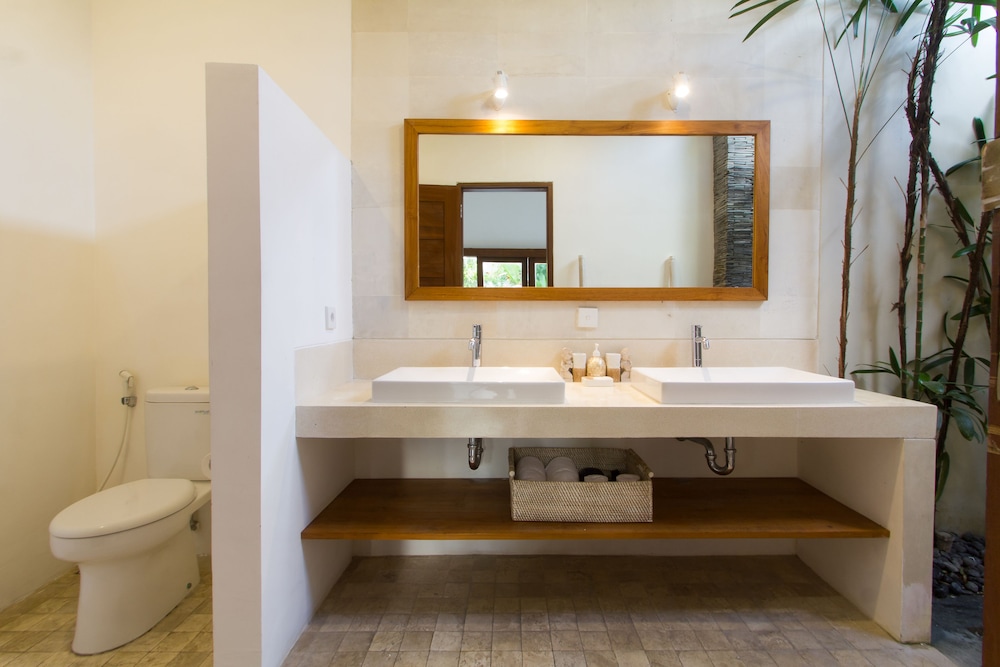 Echo Beach Villa and Apartment 62/65