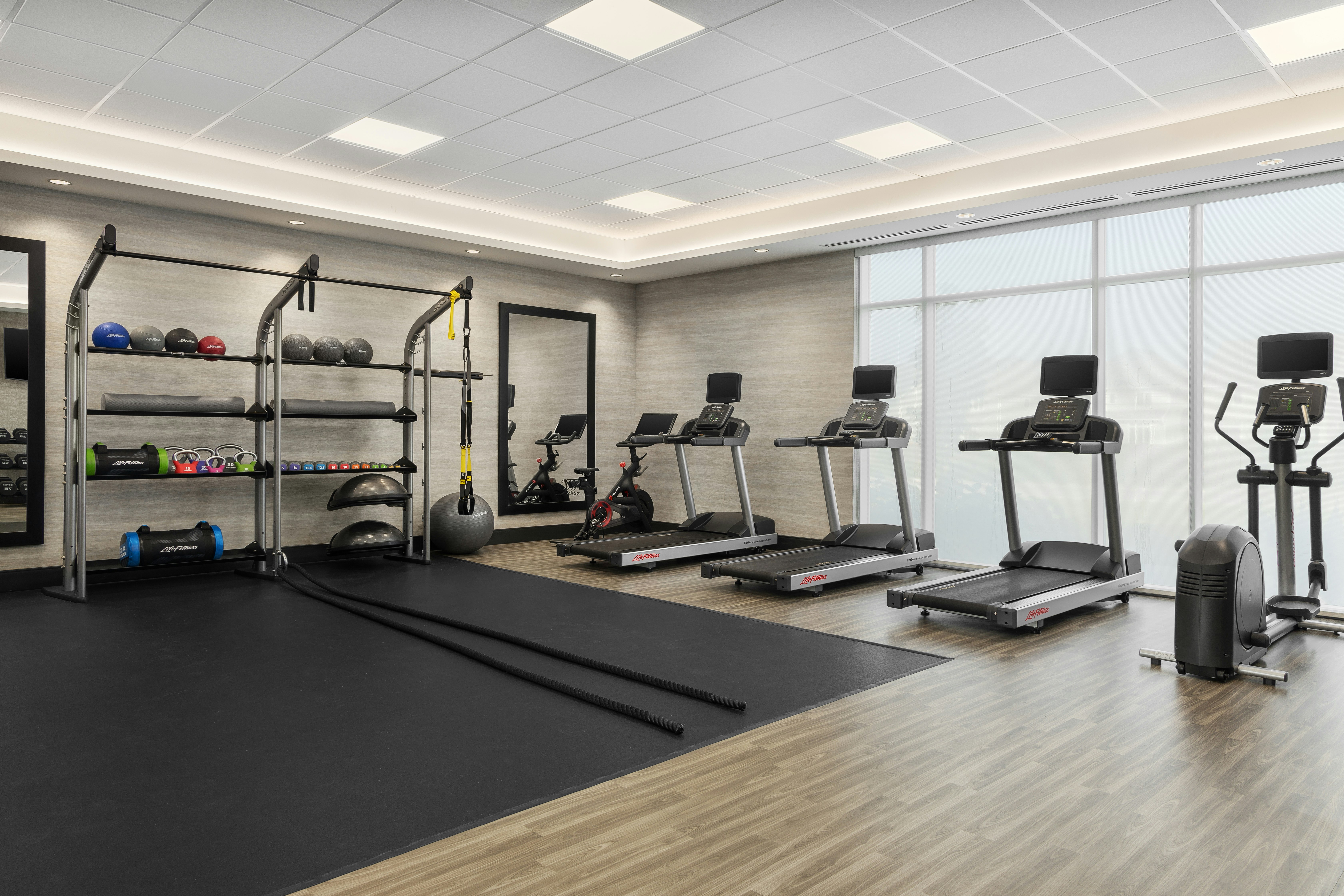 Hampton Inn by Hilton Kingston 9/23