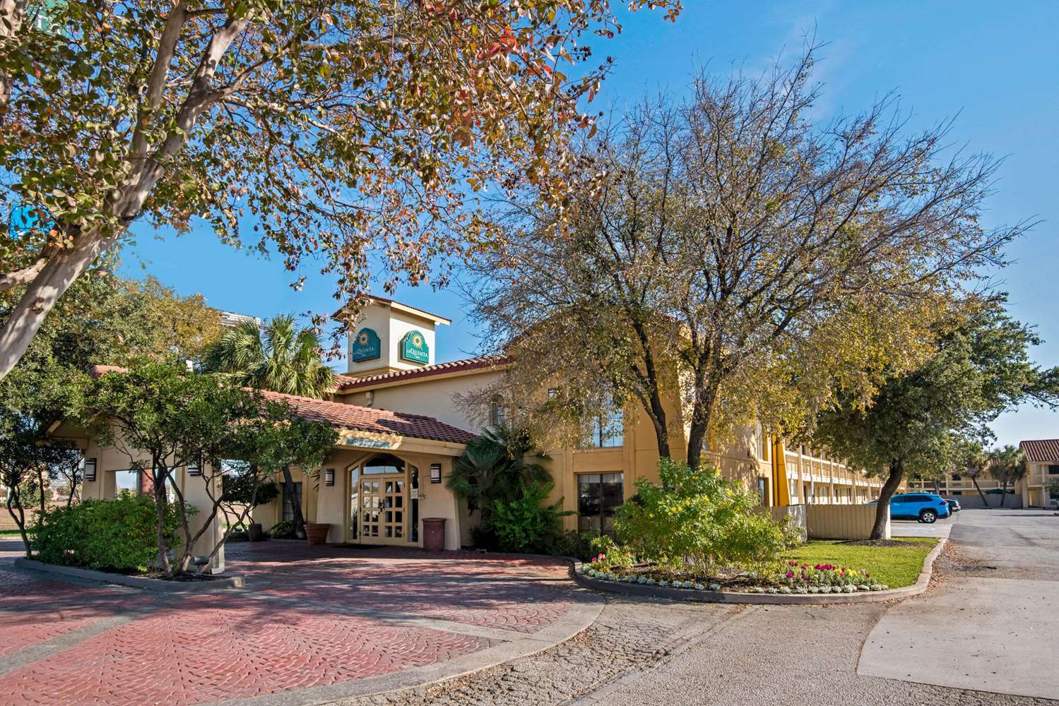 La Quinta Inn San Antonio I 35 N At Rittiman Road 43/46