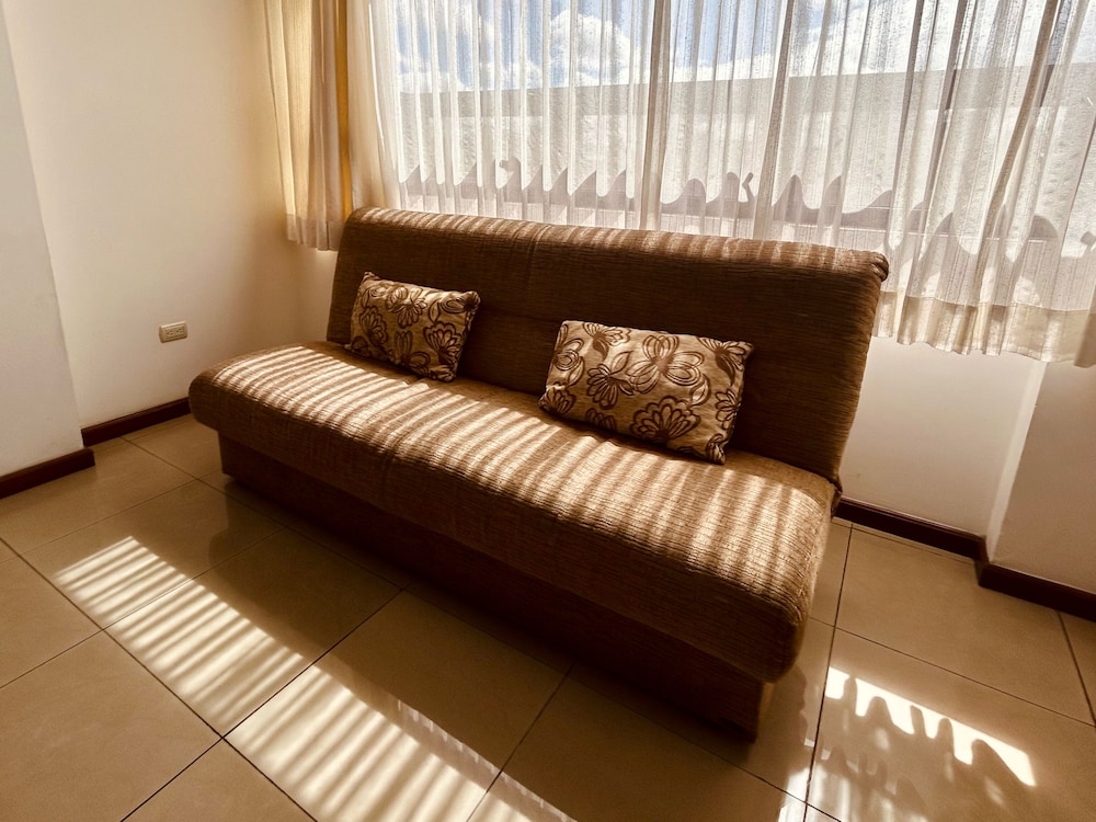 Suites Jardin Imperial 34/63