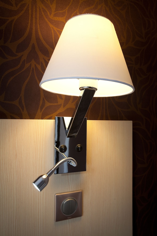 Citotel Arverna Vichy 27/50