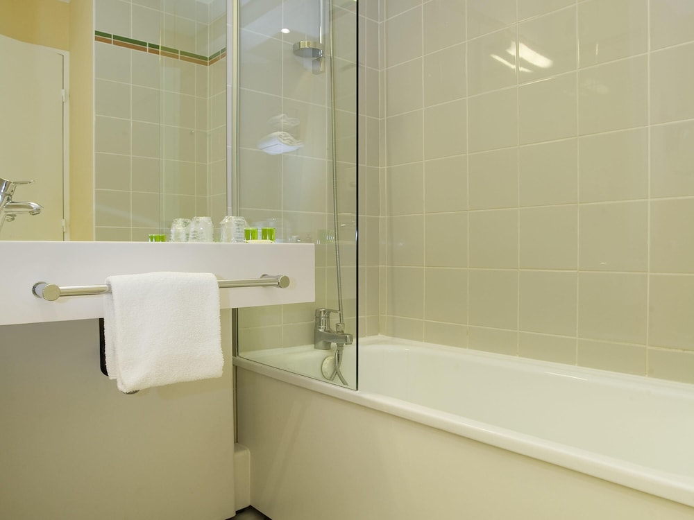 IBIS STYLES BORDEAUX AEROPORT 66/68