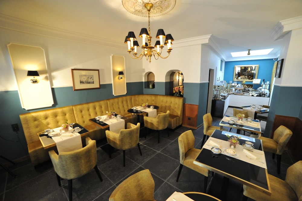 Hotel Rheinischer Hof 27/36