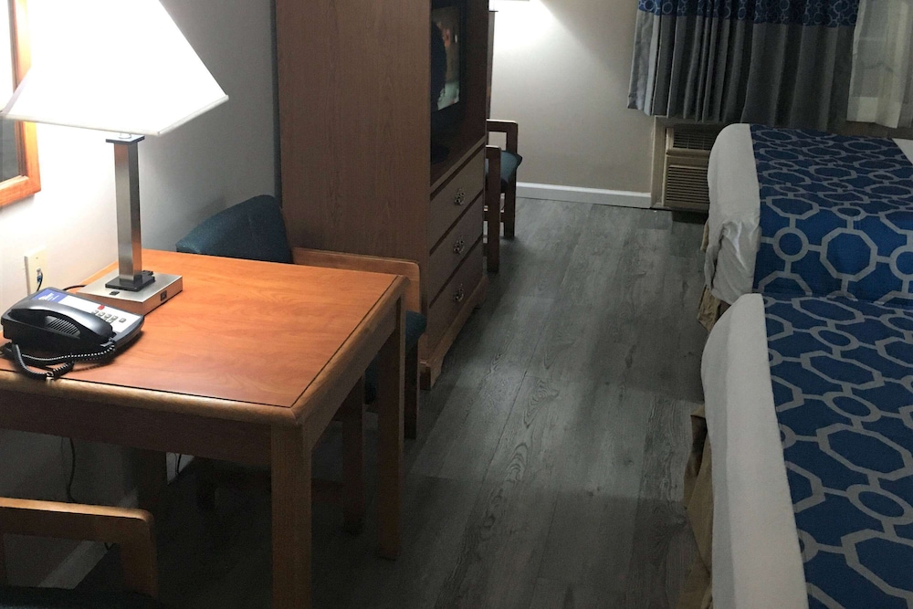 Baymont by Wyndham Adairsville 21/41