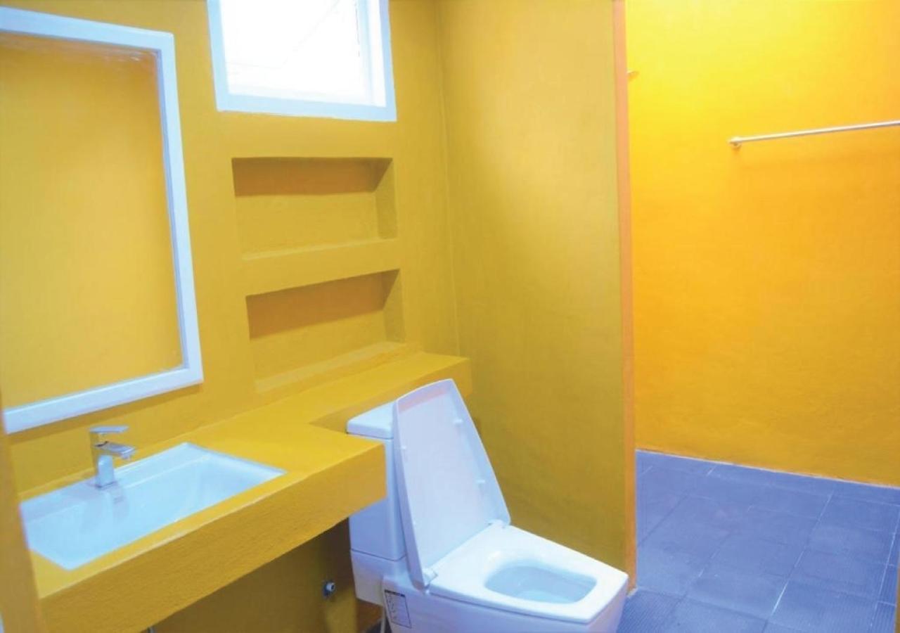 World Cat Hotel & Resort 88/92