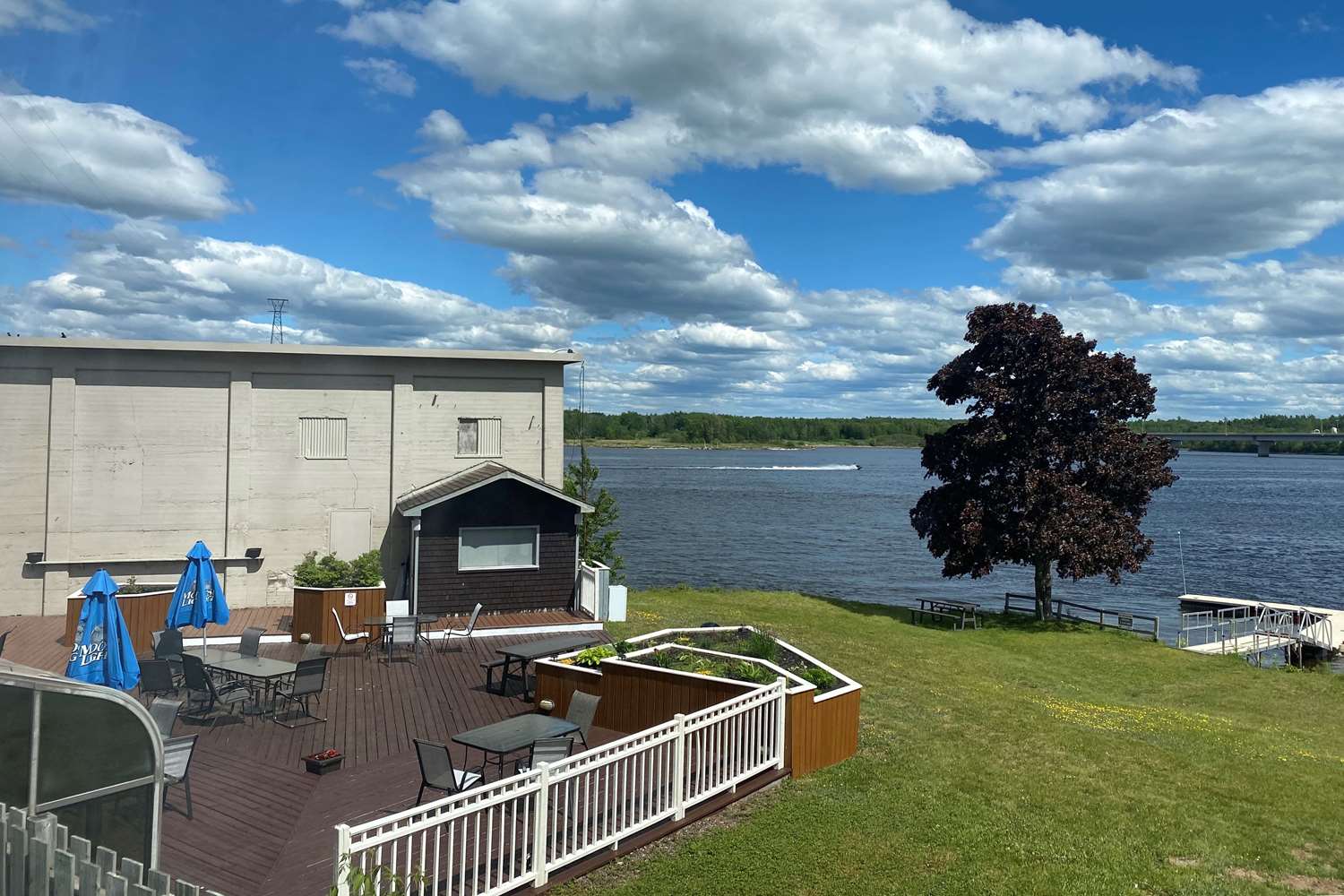 Travelodge by Wyndham Miramichi New Brunswick 33/35