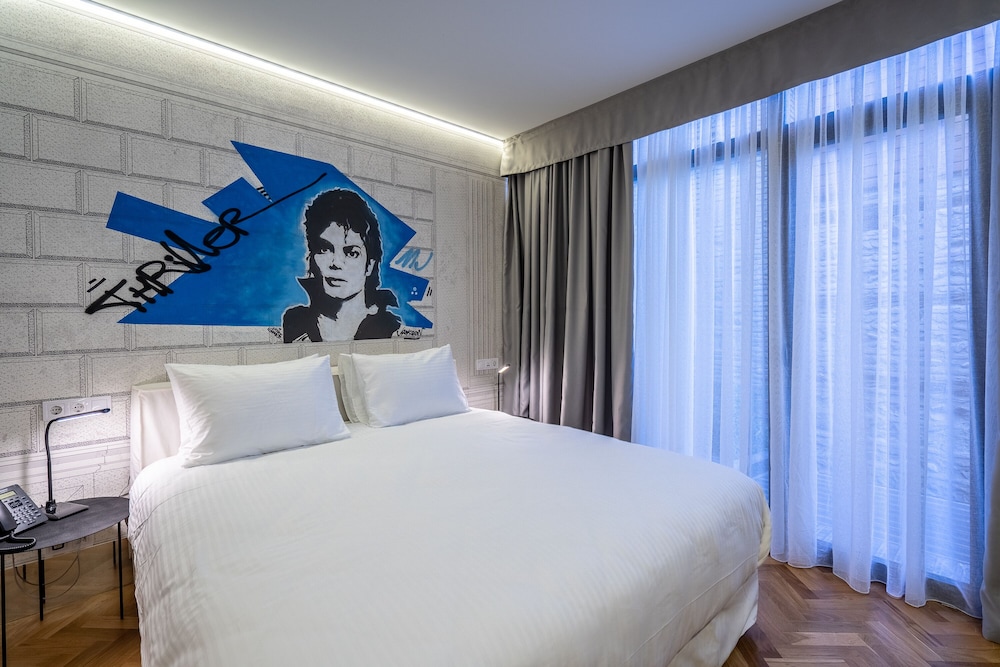 Platforma Design Hotel 24/66