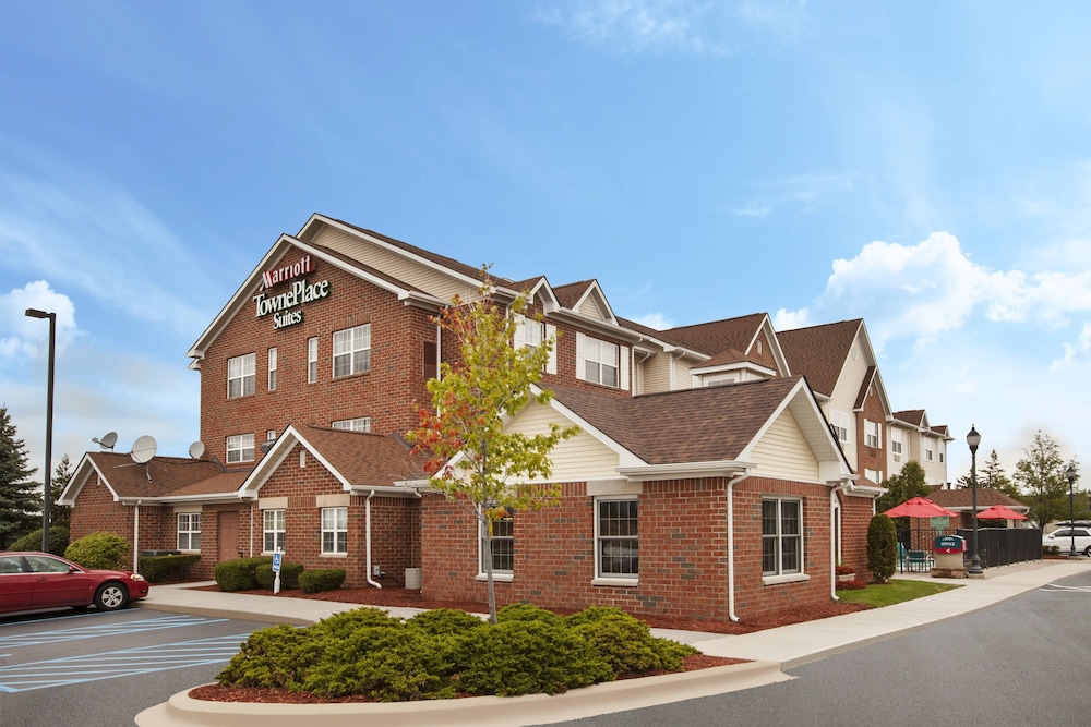 TownePlace Suites Detroit Sterling Heights 1/24