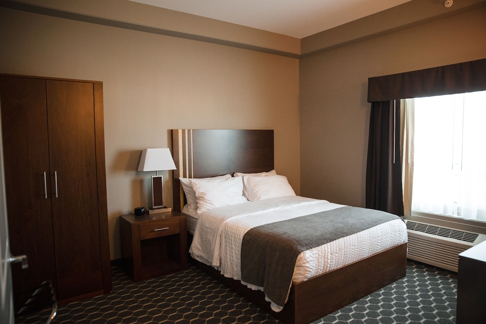 The Souris Hotel 5/14