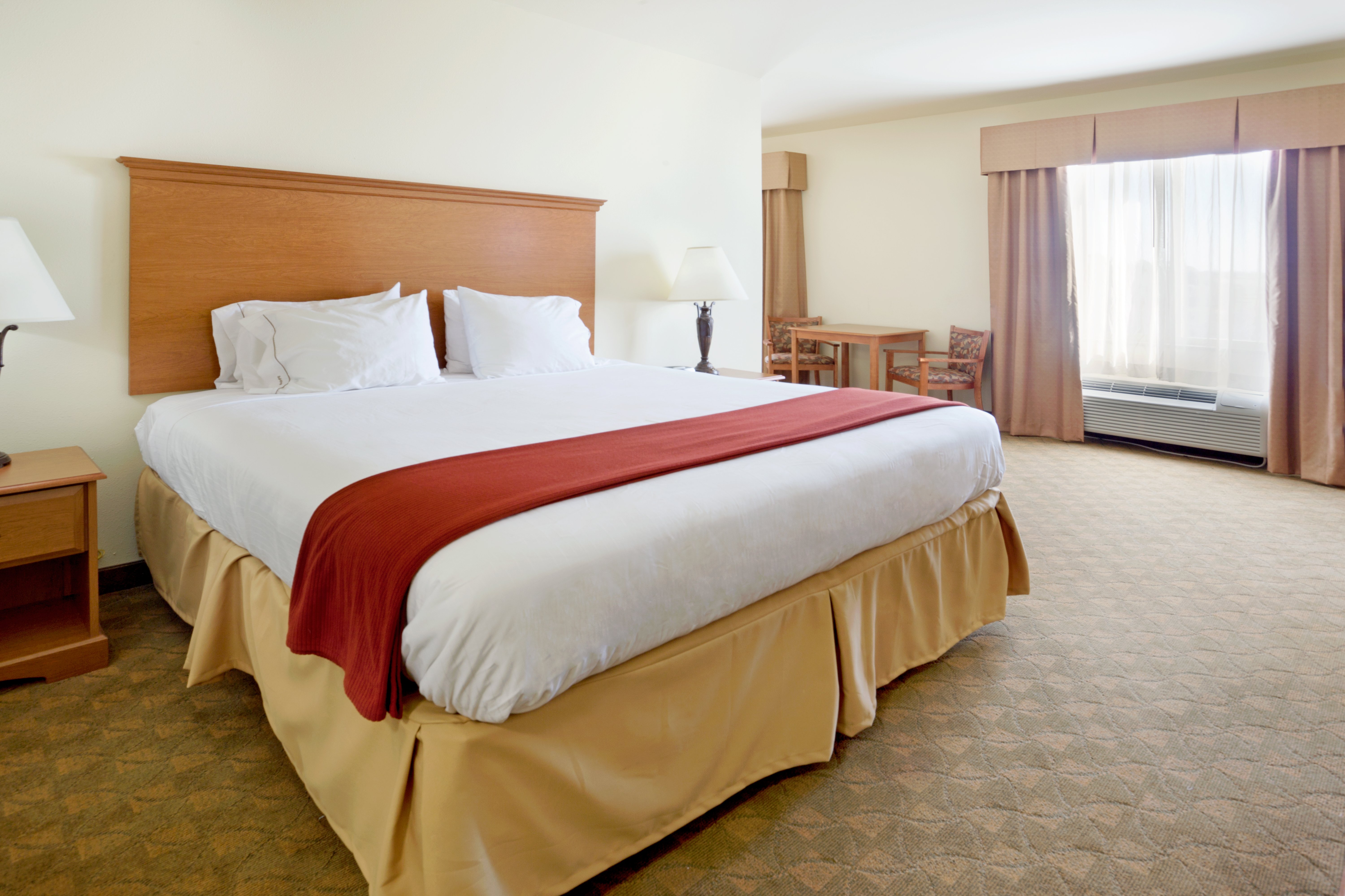 Holiday Inn Express Hotel Suites Zapata 10/27