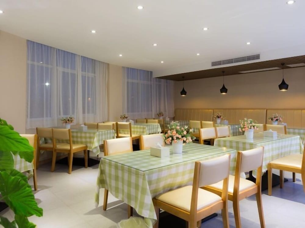 GreenTree Inn XuZhou JiaWang District Express Hotel 17/18