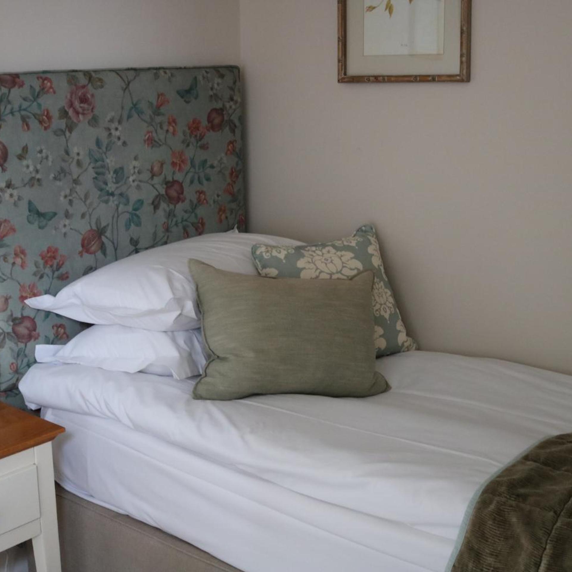 غرفة مفردة، Bartley Lodge Hotel 4/6