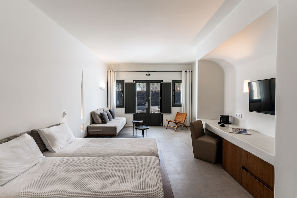 Junior Suite, Studio, Twin Beds, Sofa