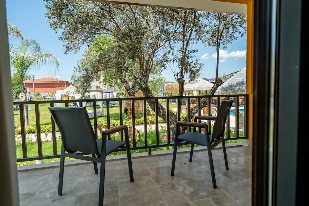 Selimiye Thales 28/50