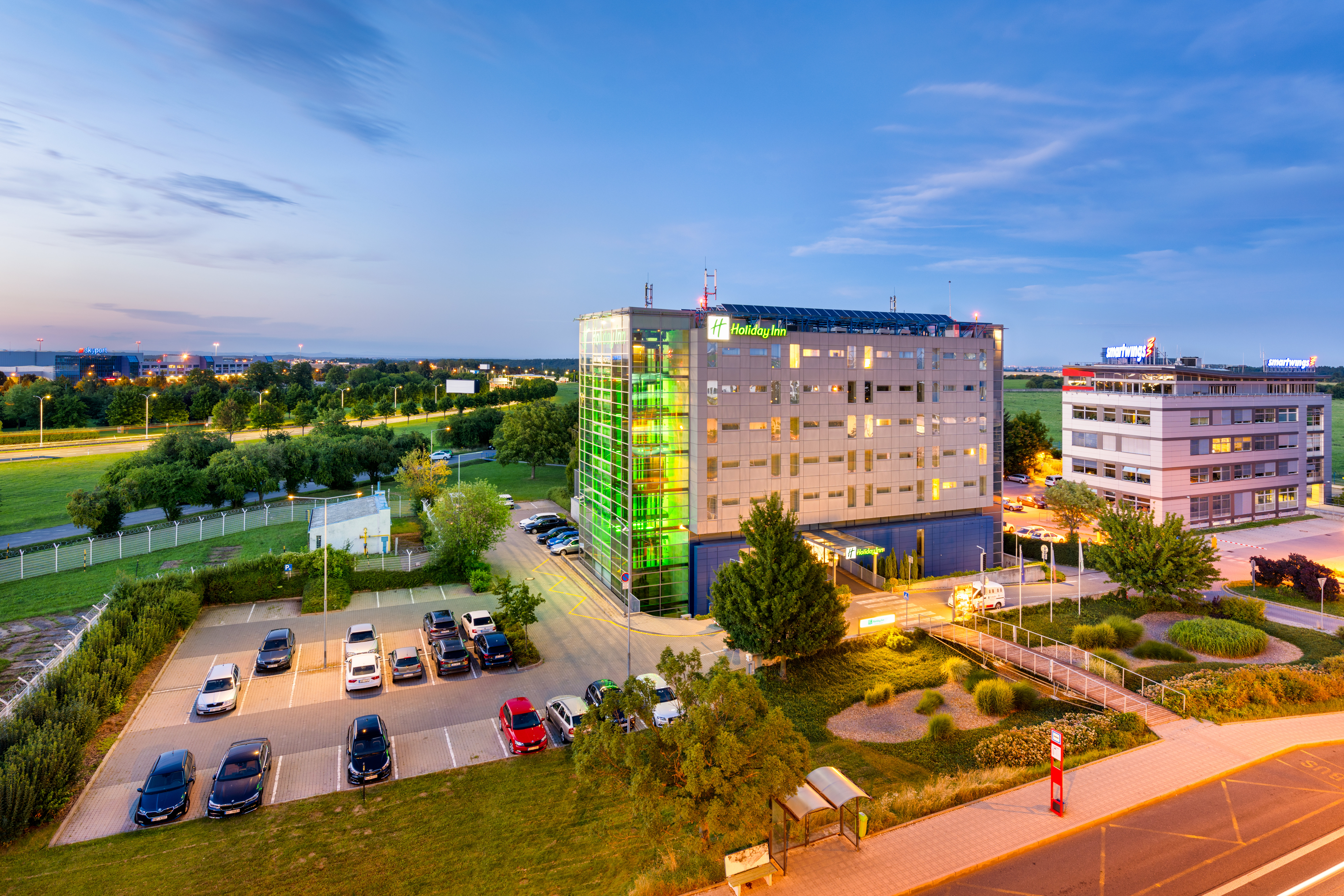 HOLIDAY INN PRAGUE AIRPORT 9/76