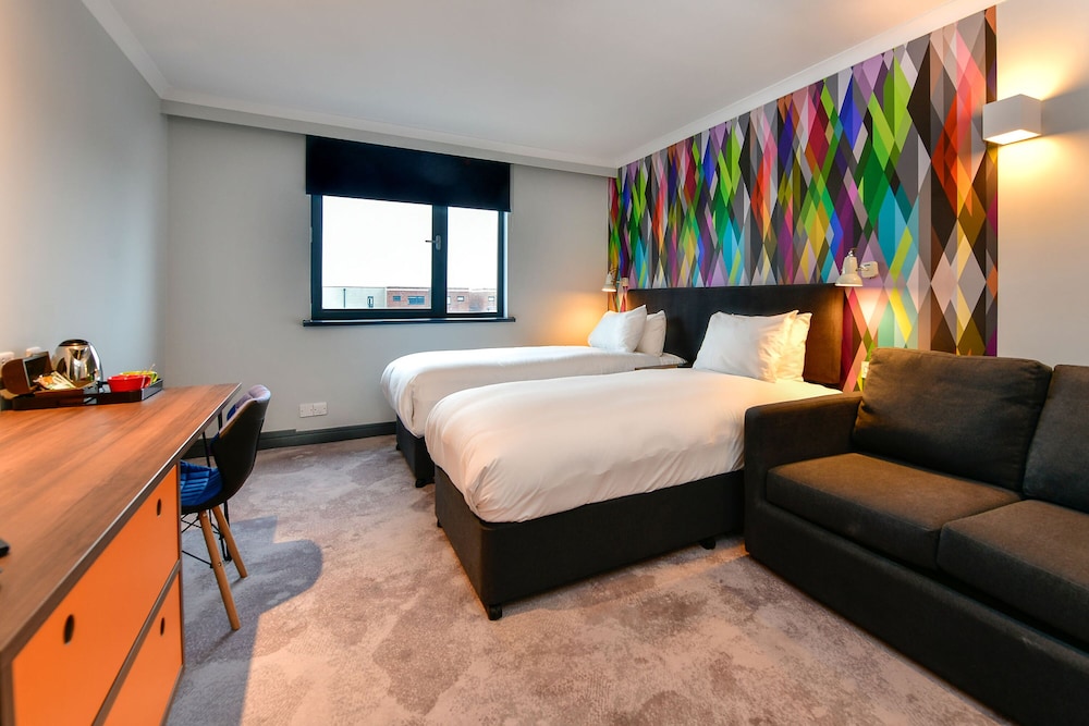 Village Prem Swansea Hotel Leisure Club 14/61