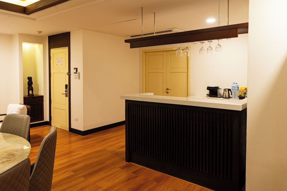 City Inn Vientiane 8/71