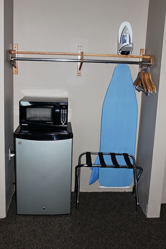 Capri Inn and Suites of Beatrice 20/31