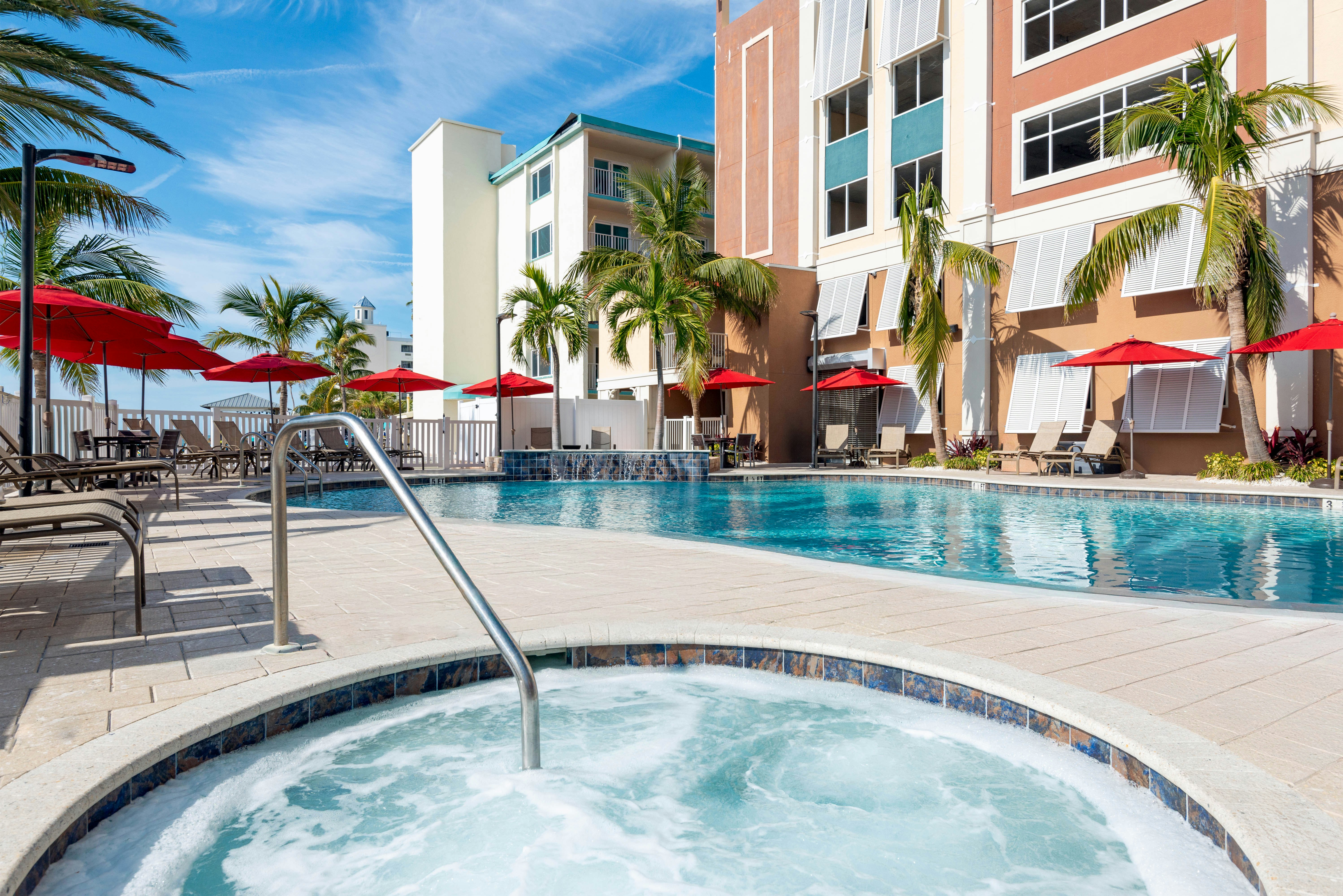 Hampton Inn and Suites by Hilton Clearwater Beach 83/83