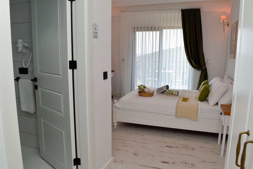 Maslin Otel 23/42