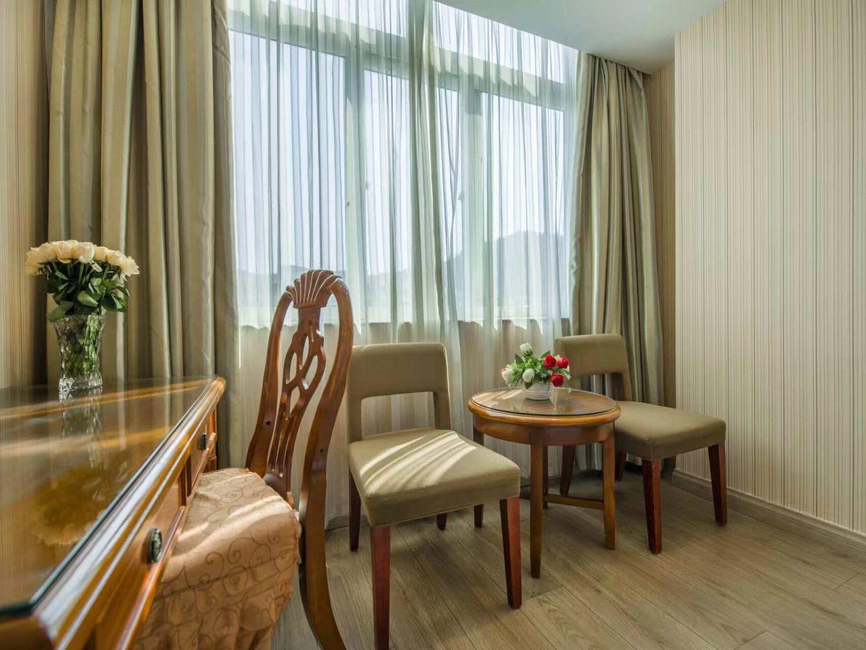 Vienna Hotel (Huizhou Maidi) 26/32