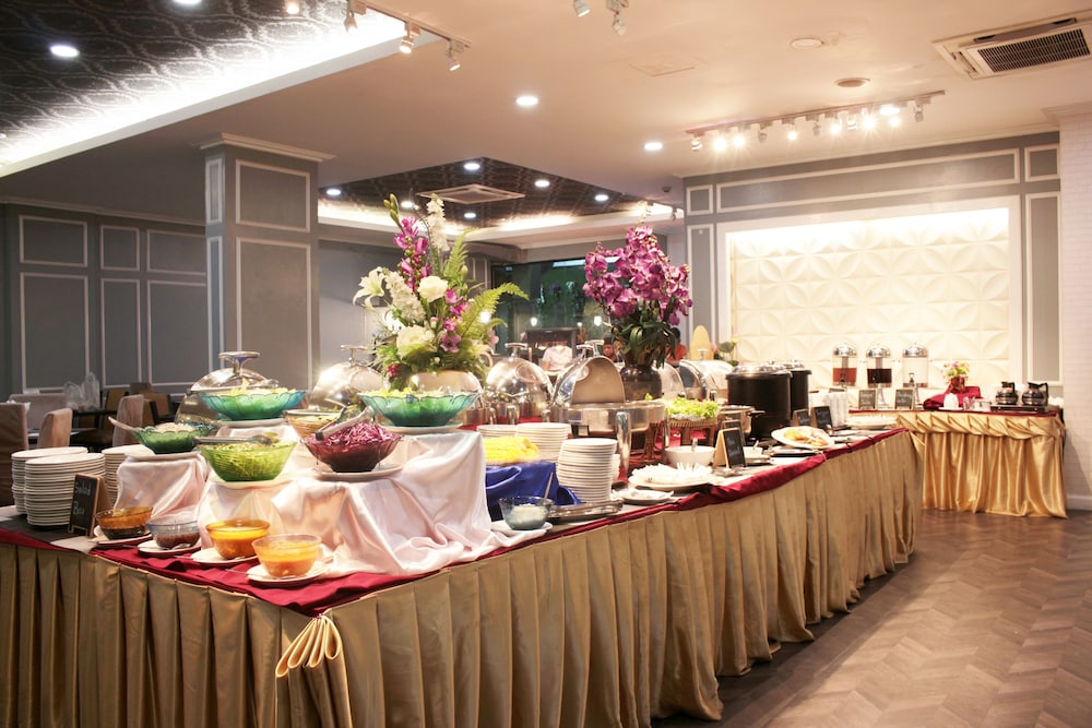 Picnic Hotel Bangkok 41/48