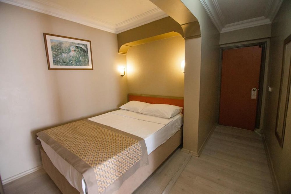 Hotel Sahinler 8/38