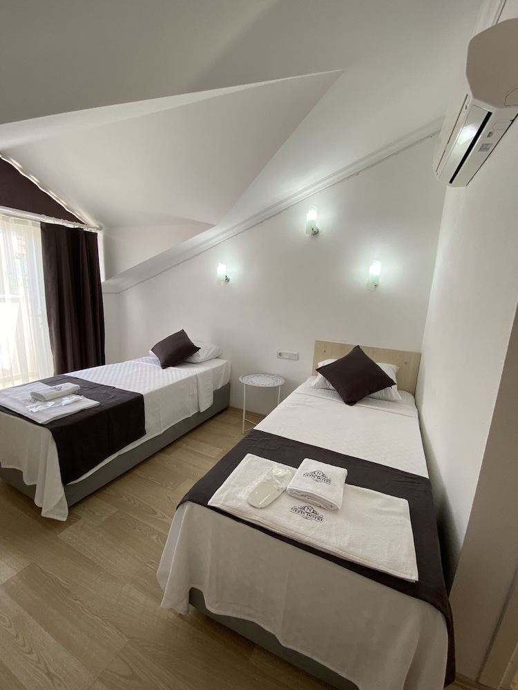Nefis Hotel 27/60