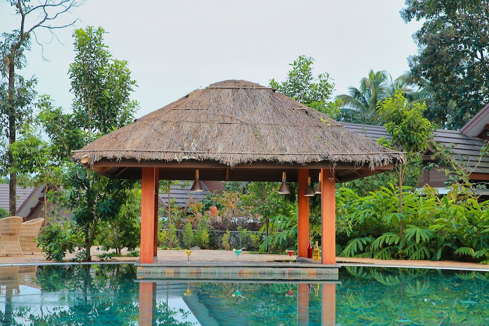 Morickap Resort 4/50