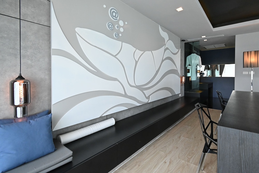 Att Boutique Hotel 7/66