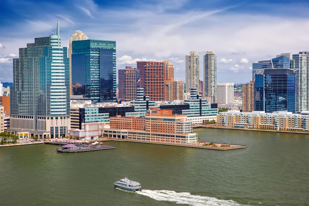 Hyatt Regency Jersey City on the Hudson 59/61
