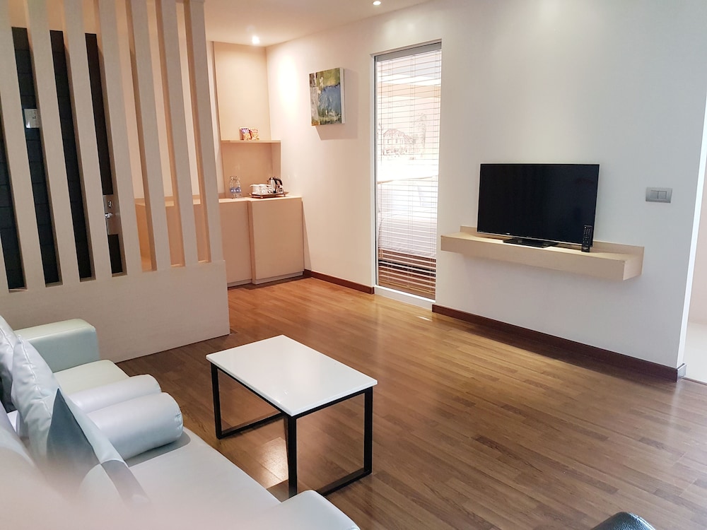 Parinda Hotel 30/41