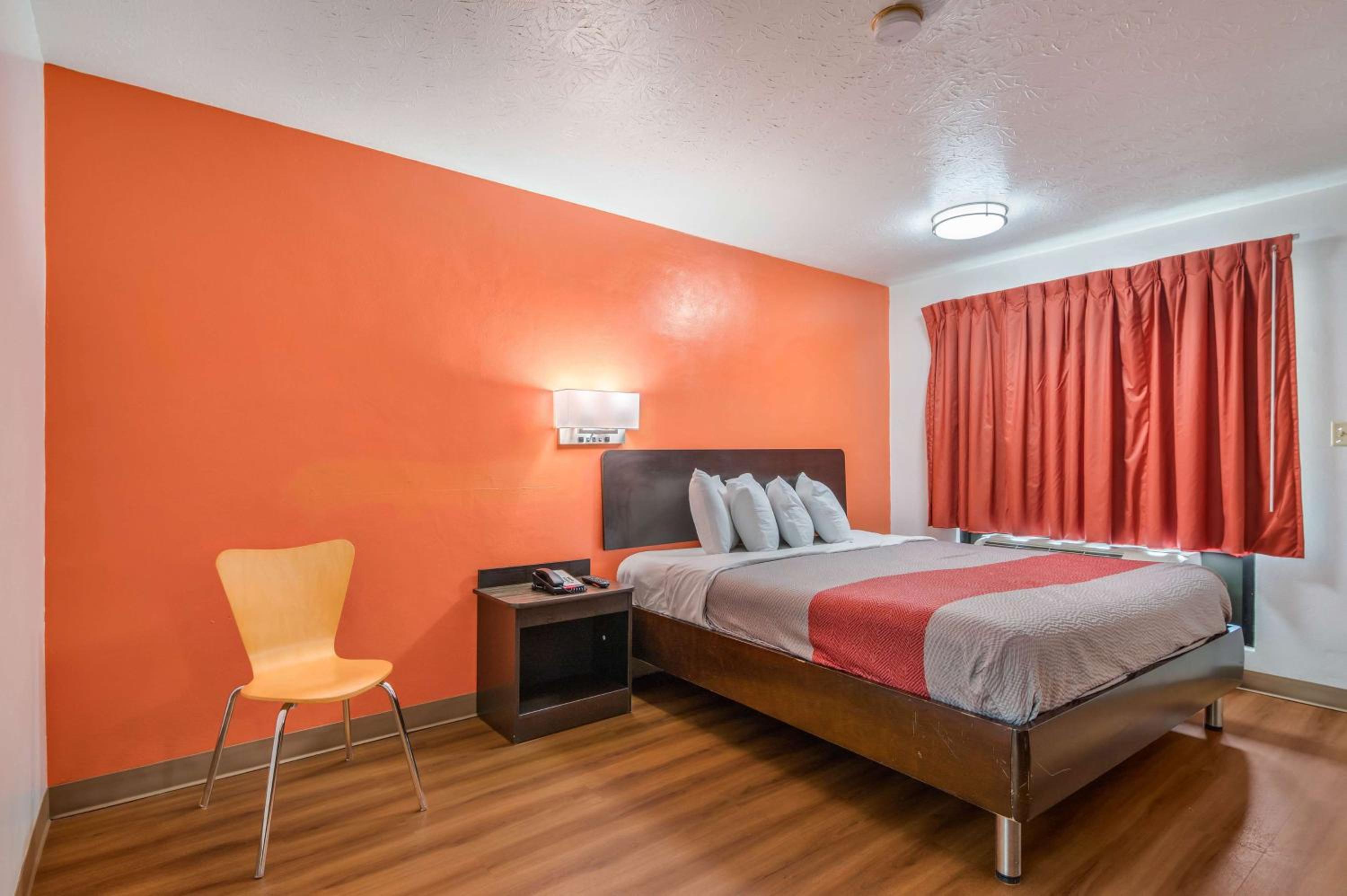 غرفة ديلوكس رباعية، Motel6 Attalla AL 6/10